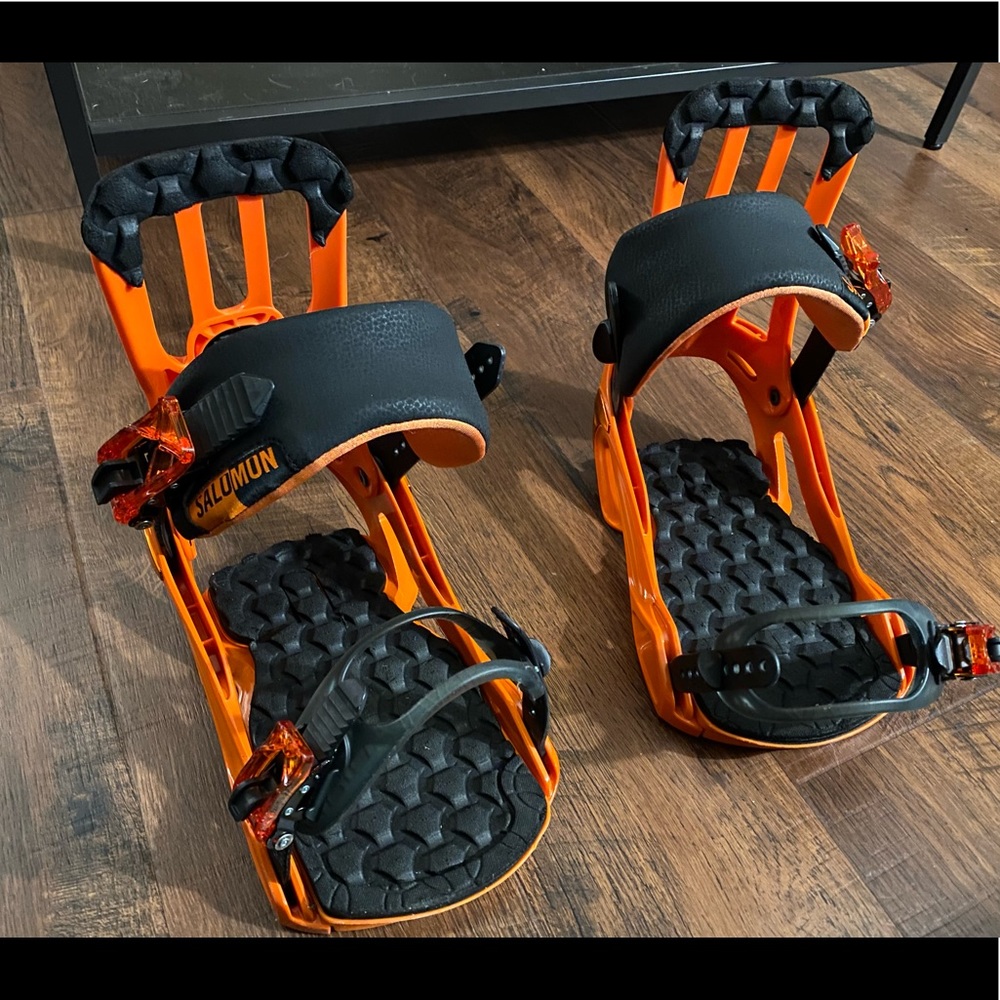 Solomon snowboard bindings